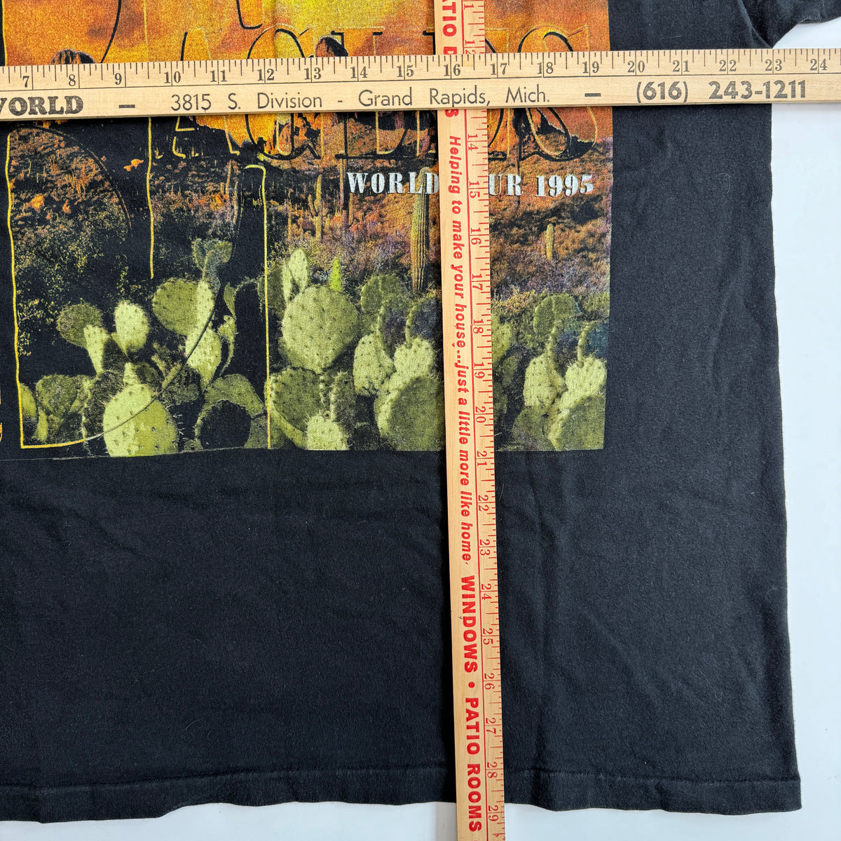 Vintage Eagles Hell Freezes Over World Tour 1995 Single Stitch T-Shirt (XL)
