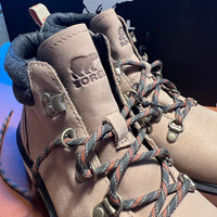 Sorel Hi-Line Hiker Cozy Boots (Women’s 8)