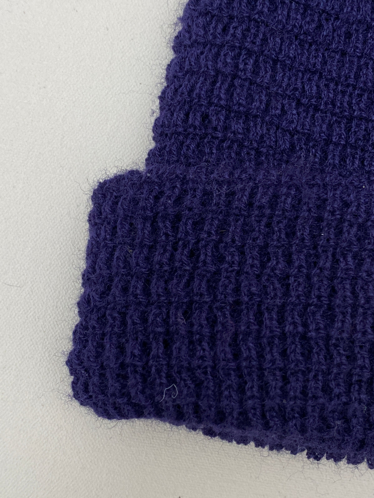 Vintage 1980s Navy Blue Knit Winter Hat Beanie Cap