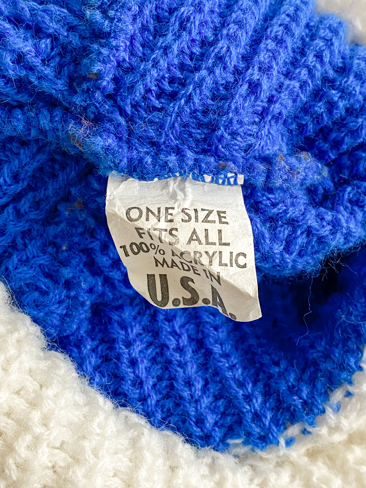 Vintage Blue & White Knit Winter Ski Hat Beanie