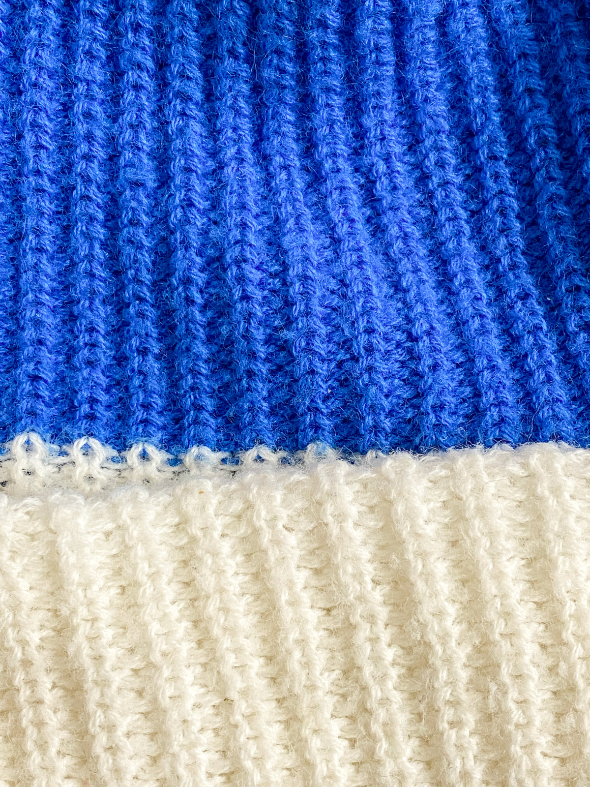Vintage Blue & White Knit Winter Ski Hat Beanie